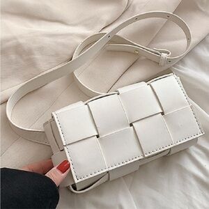 New!White Vegan Leather Purse Crossbody Shoulder Sling Bag Belt Waist Fa…